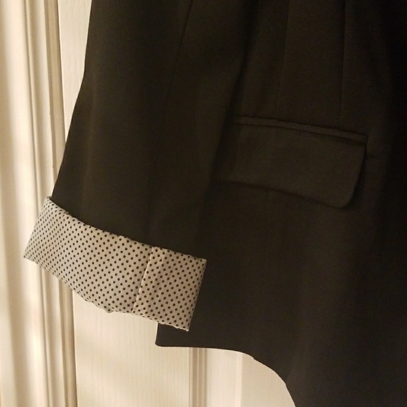 Black Ellen Tracy blazer - Picture 4 of 7